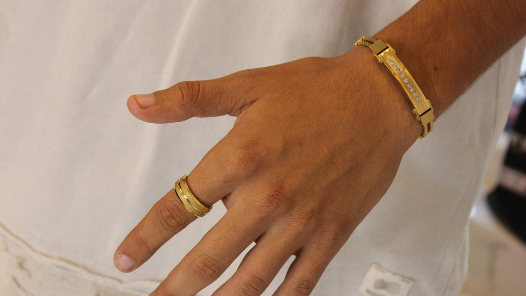 Golden Halo | צמיד זהב קשיח לגבר