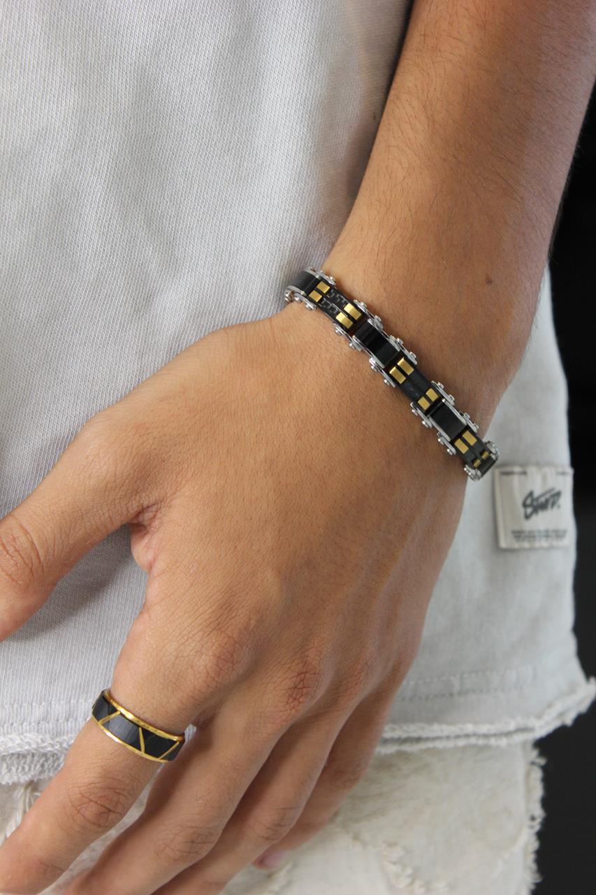 Black Strips © טבעת זהב לגבר